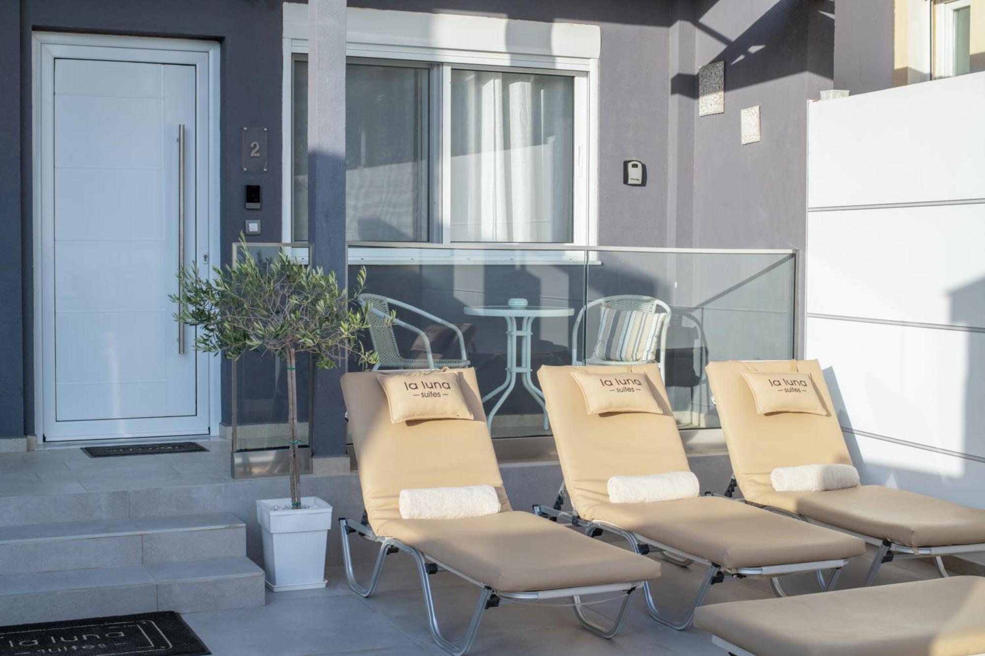 La Luna Suites Gazi Extérieur photo